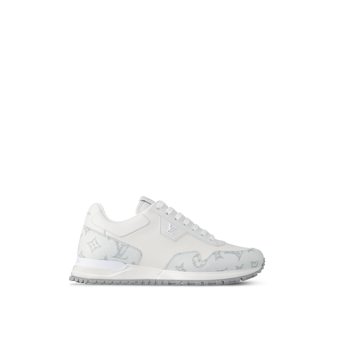 Sneaker Run Away
