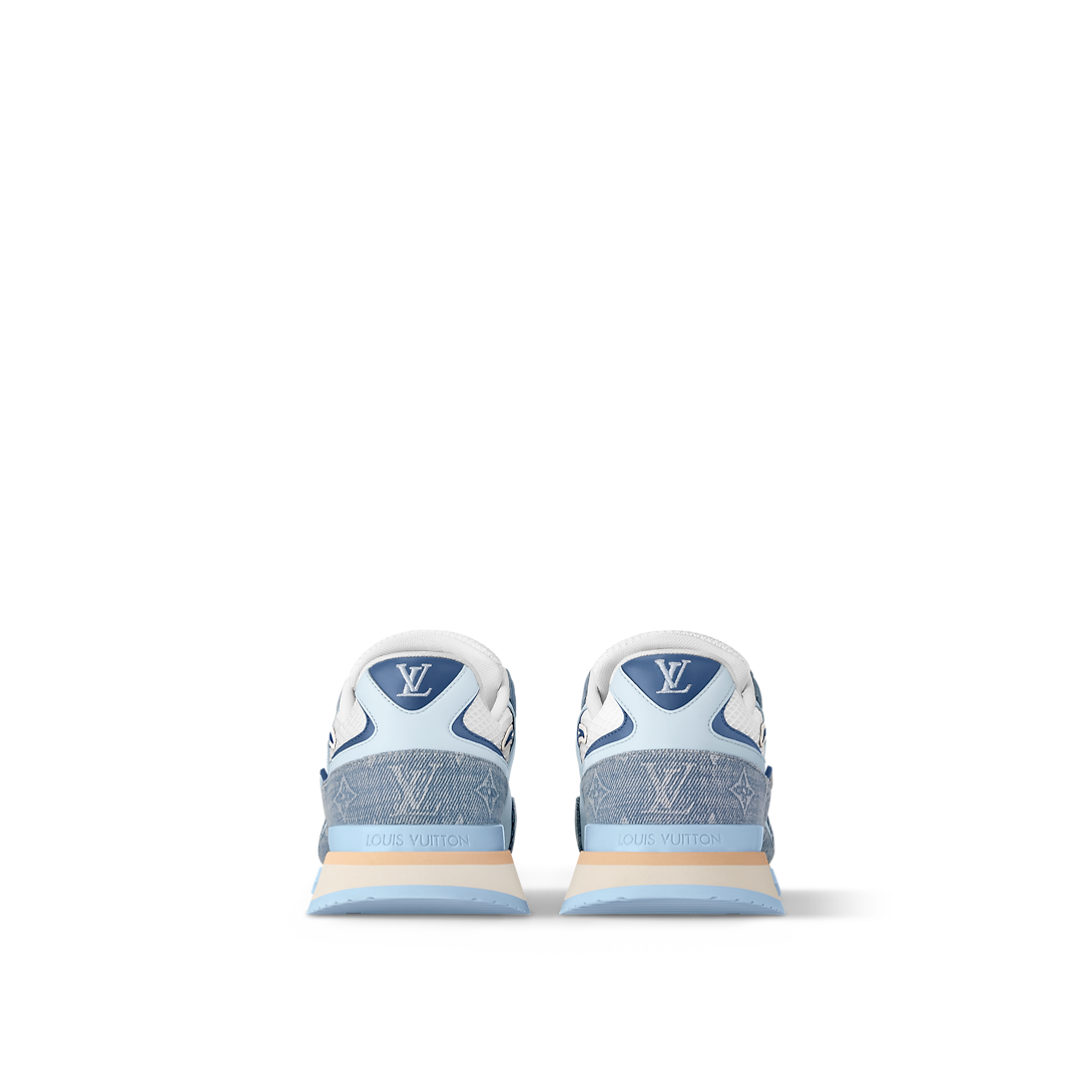 Sneaker Run Away