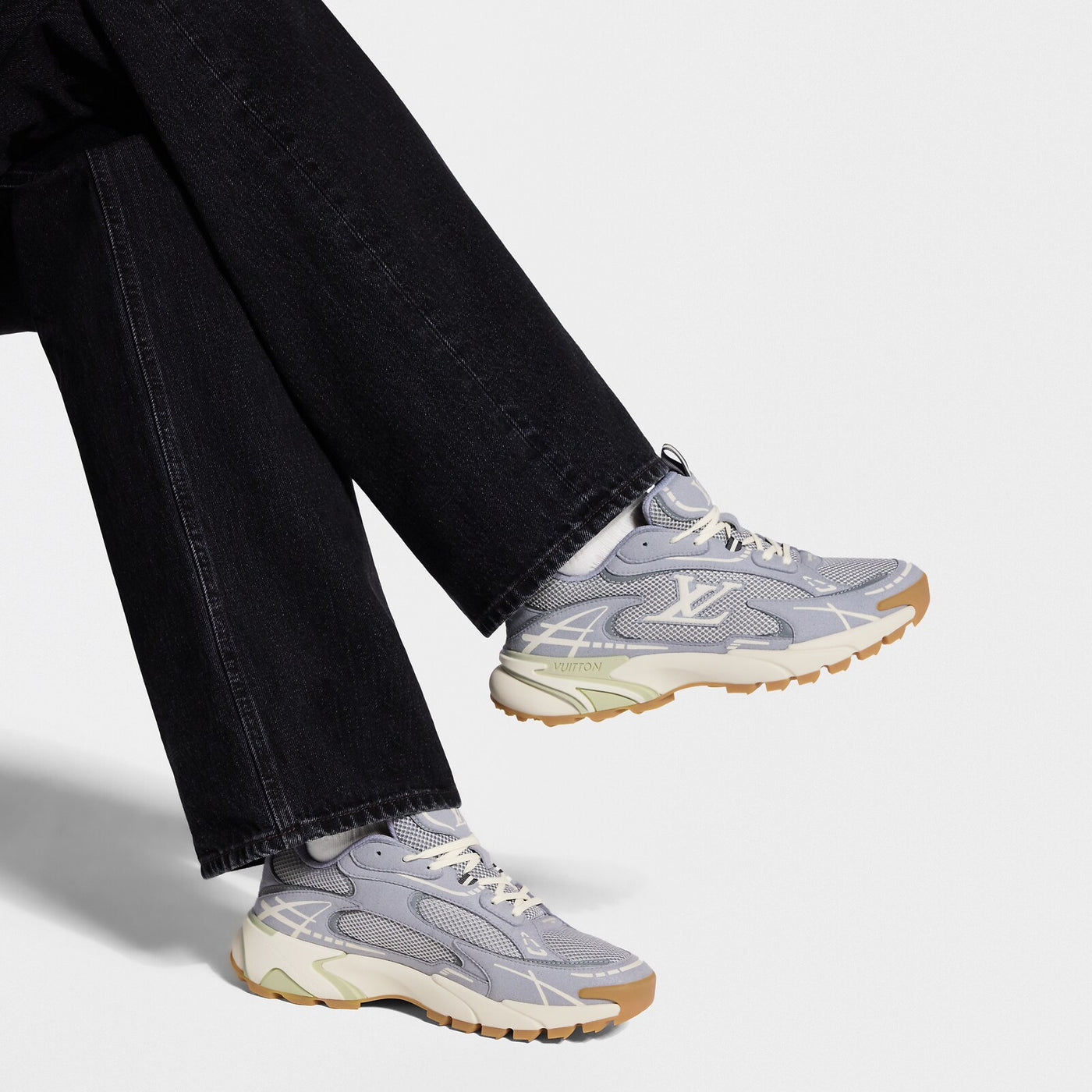 Sneaker LV Tatic Runner Gris